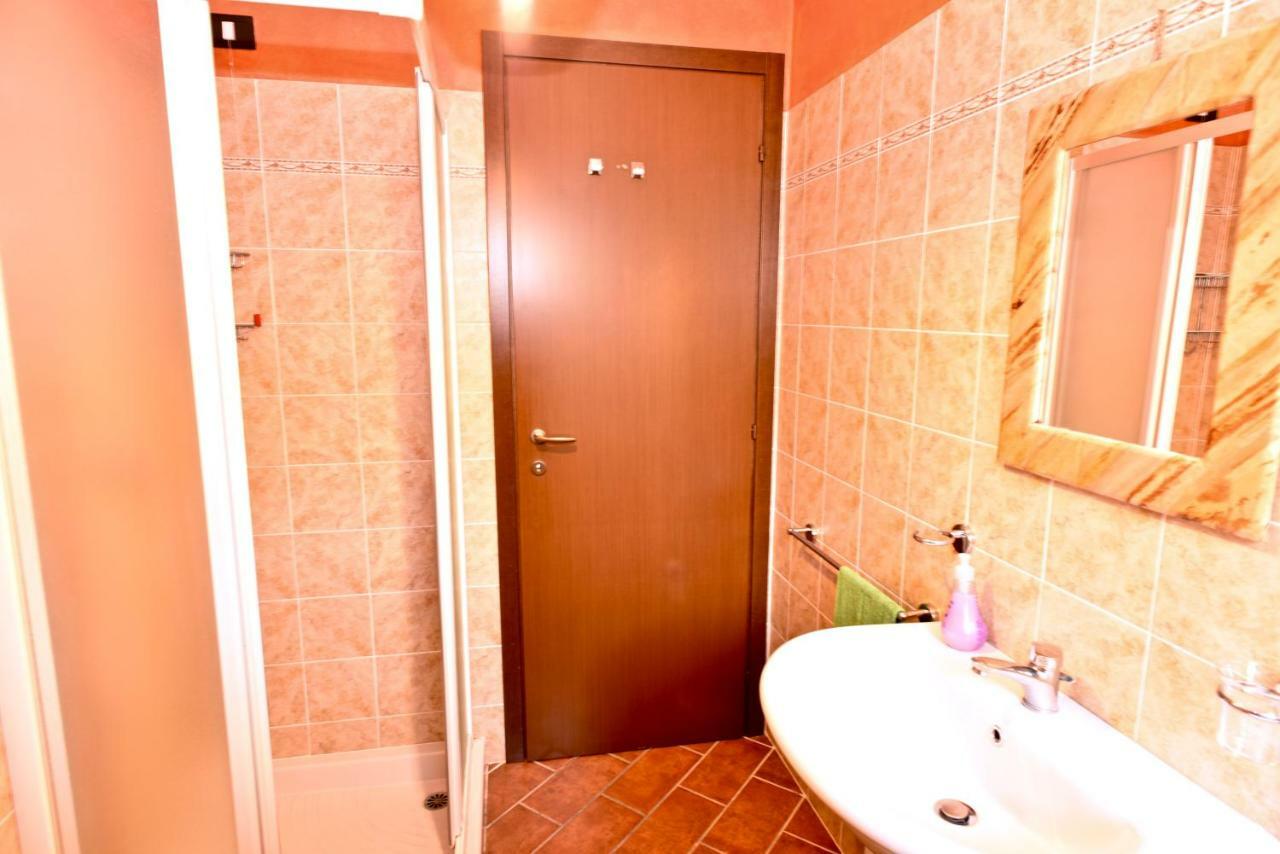 Holiday Apartment Albachiara Tavernola Bergamasca Extérieur photo